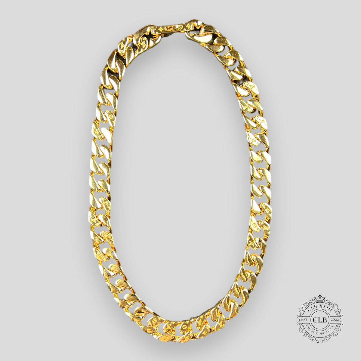 Louis Vuitton Chain Links Necklace in Gold