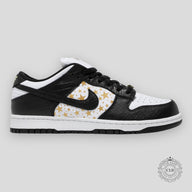 NIKE SB DUNK LOW X SUPREME "BLACK"