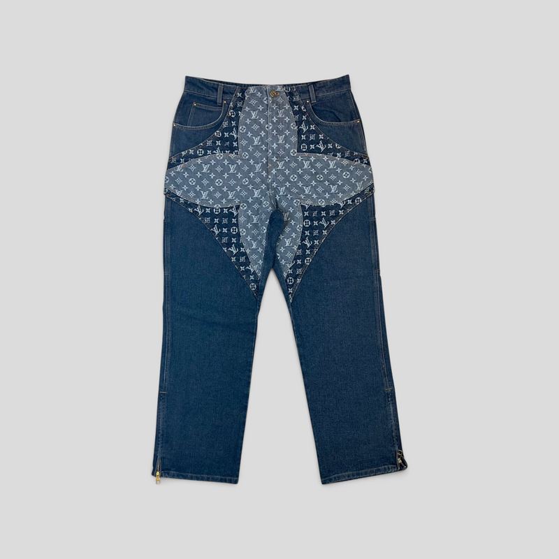 CLB XXIII Louis Vuitton monogram flower denim pants in blue cotton with star-shaped patchwork and ankle zippers