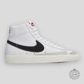 NIKE BLAZER MID '77 VINTAGE "WHITE & BLACK"