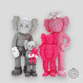 KAWS VINYL FIGURE "FAMILY - GREY"