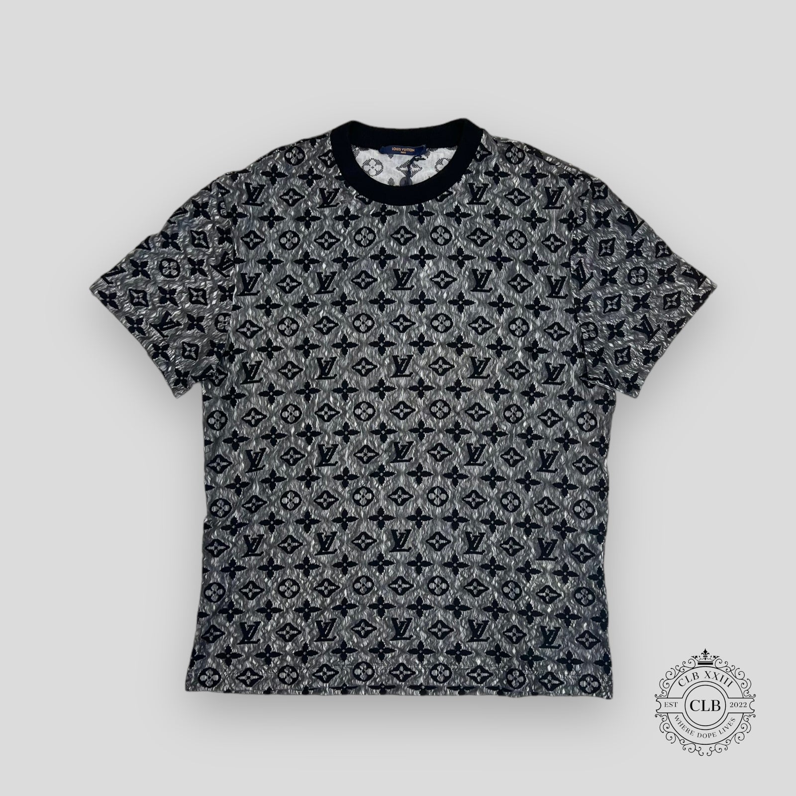 Louis Vuitton Monogram T-Shirt - Black