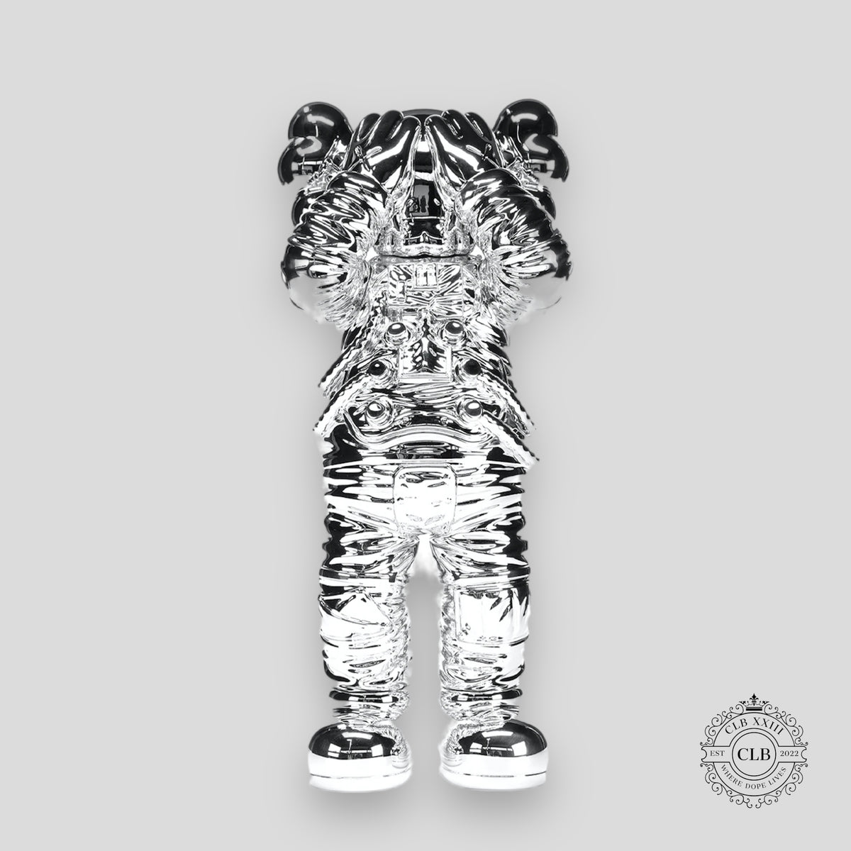 KAWS VINYL FIGURE "HOLIDAY: SPACE - SILVER"